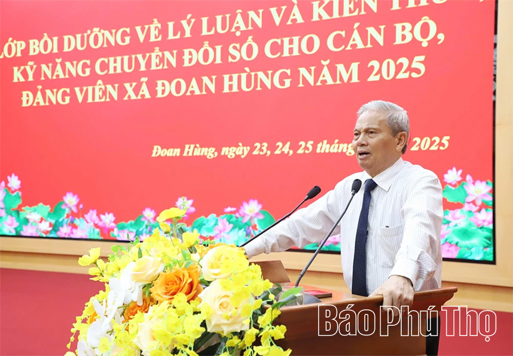 Quán triệt các Nghị quyết của Trung ương về công tác chuyển đổi số tại xã Đoan Hùng