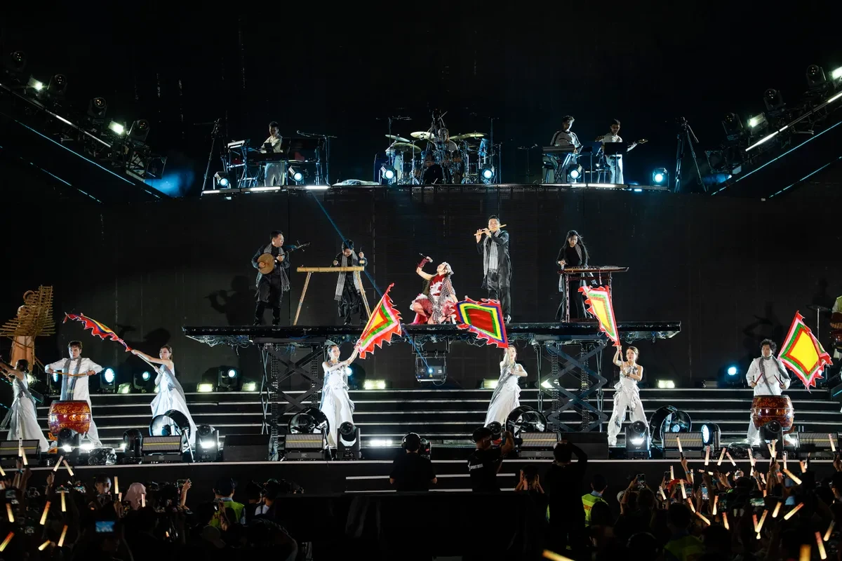 Phương Mỹ Chi và màn trình diễn khó quên