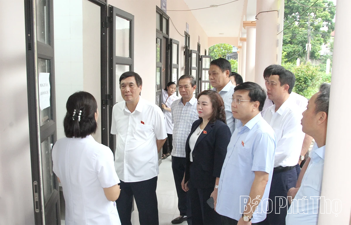 Đoàn ĐBQH tỉnh khảo sát việc thực hiện các nghị quyết về sắp xếp đơn vị hành chính tại xã Tam Đảo