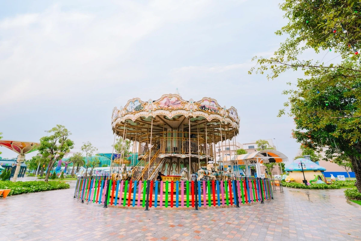 8Wonder 2025: Âm nhạc đẳng cấp, check-in công trình khát vọng Việt Nam