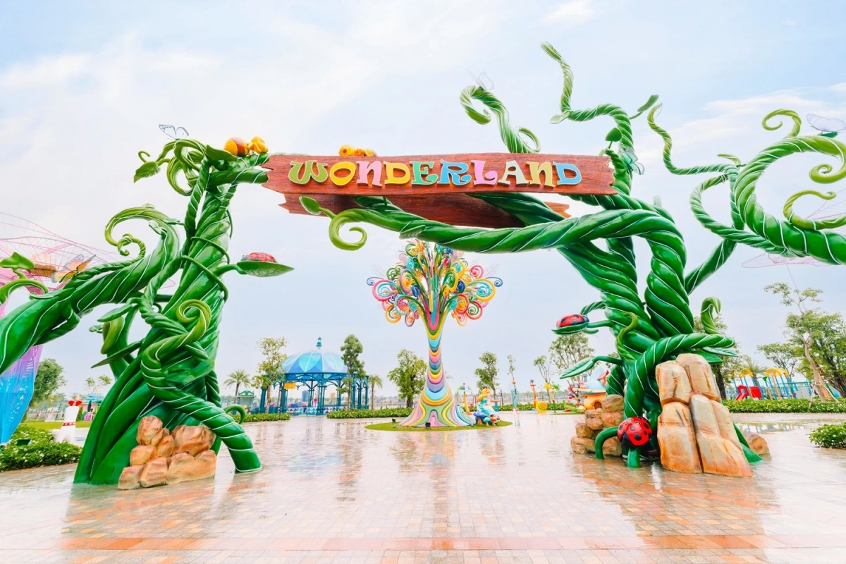 8Wonder 2025: Âm nhạc đẳng cấp, check-in công trình khát vọng Việt Nam