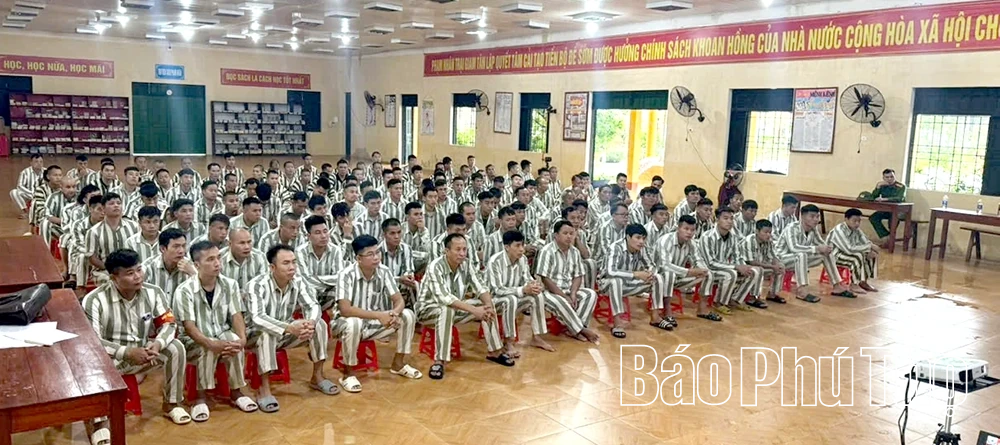 Hơn 400 phạm nhân sắp chấp hành xong án phạt tù được tư vấn, định hướng nghề nghiệp và giới thiệu việc làm