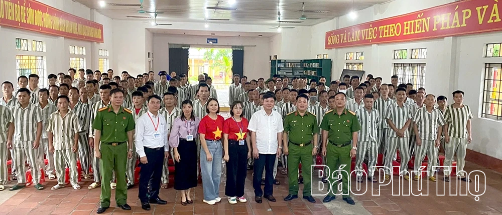 Hơn 400 phạm nhân sắp chấp hành xong án phạt tù được tư vấn, định hướng nghề nghiệp và giới thiệu việc làm