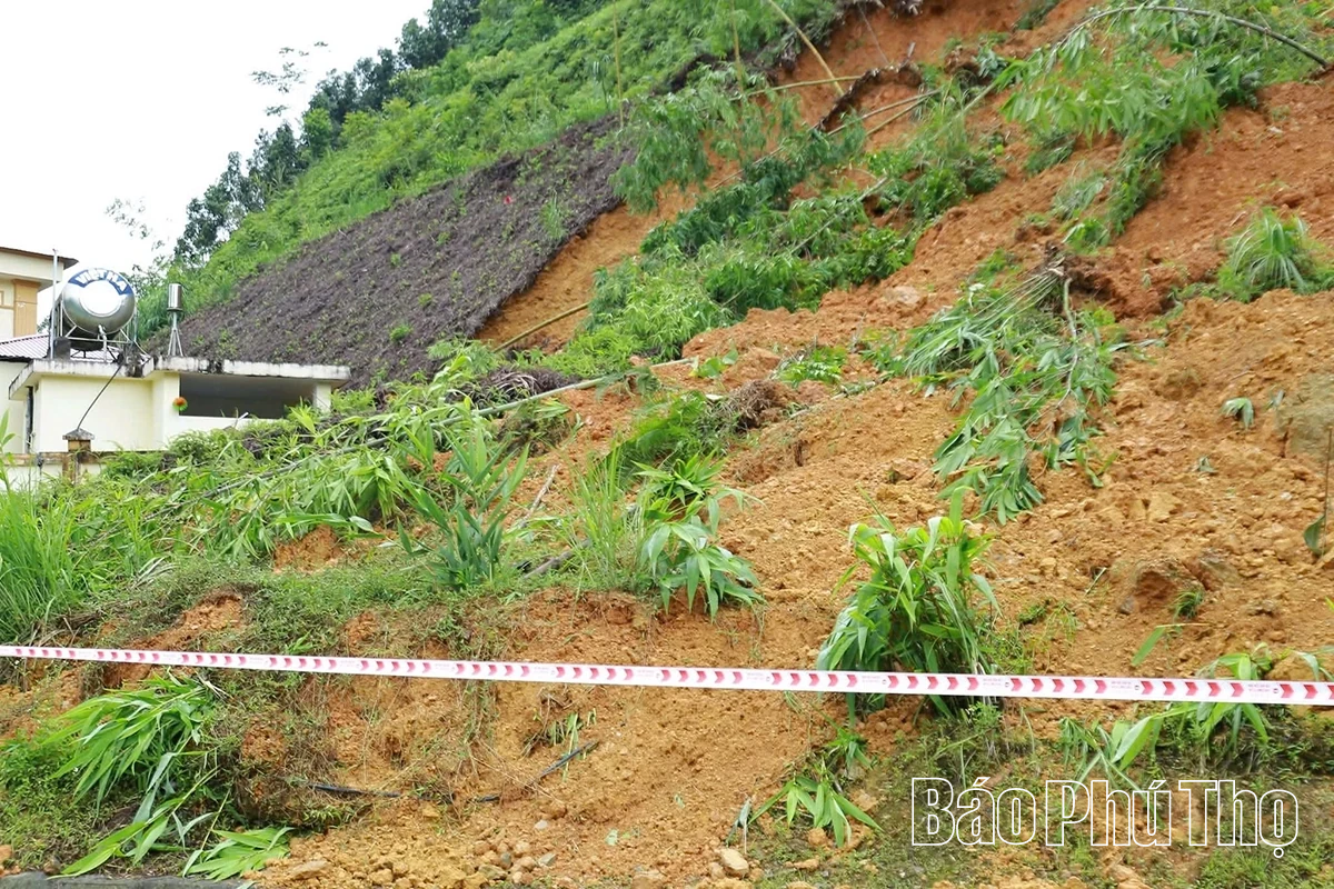 Khẩn trương di dời trụ sở xã Trung Sơn - Giải pháp cấp bách trước hiểm hoạ sạt lở