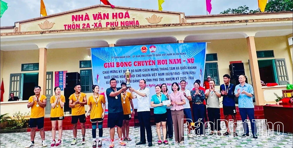 Giải bóng chuyền chào mừng 80 năm Cách mạng Tháng Tám và Quốc khánh 2/9