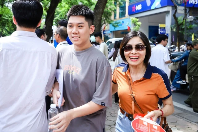 Bộ GD&ĐT mở cổng xác nhận nhập học trực tuyến, thí sinh cần lưu ý gì?