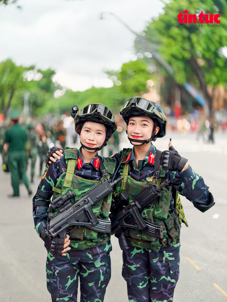 Khối nữ quân nhân diễu hành A80: Thông điệp về bình đẳng giới và khát vọng cống hiến