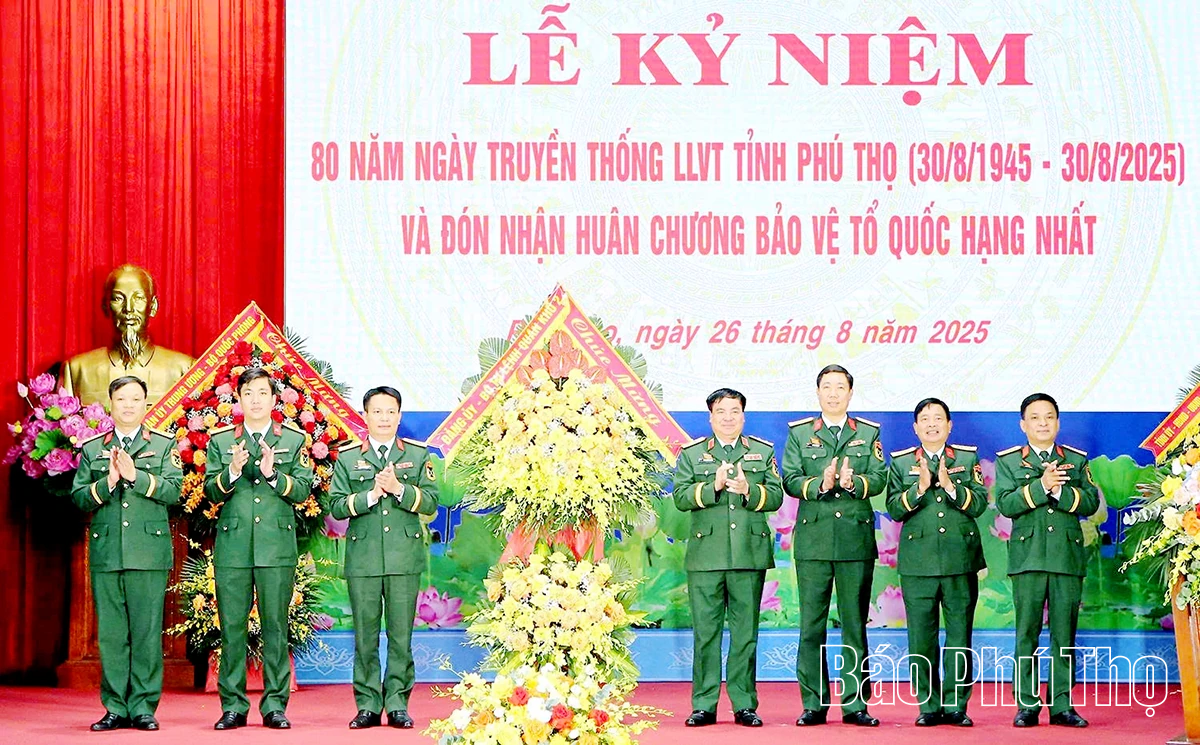 Kỷ niệm 80 năm ngày Truyền thống Lực lượng vũ trang tỉnh Phú Thọ (30/8/1945 - 30/8/2025) và đón nhận Huân chương bảo vệ Tổ quốc hạng Nhất