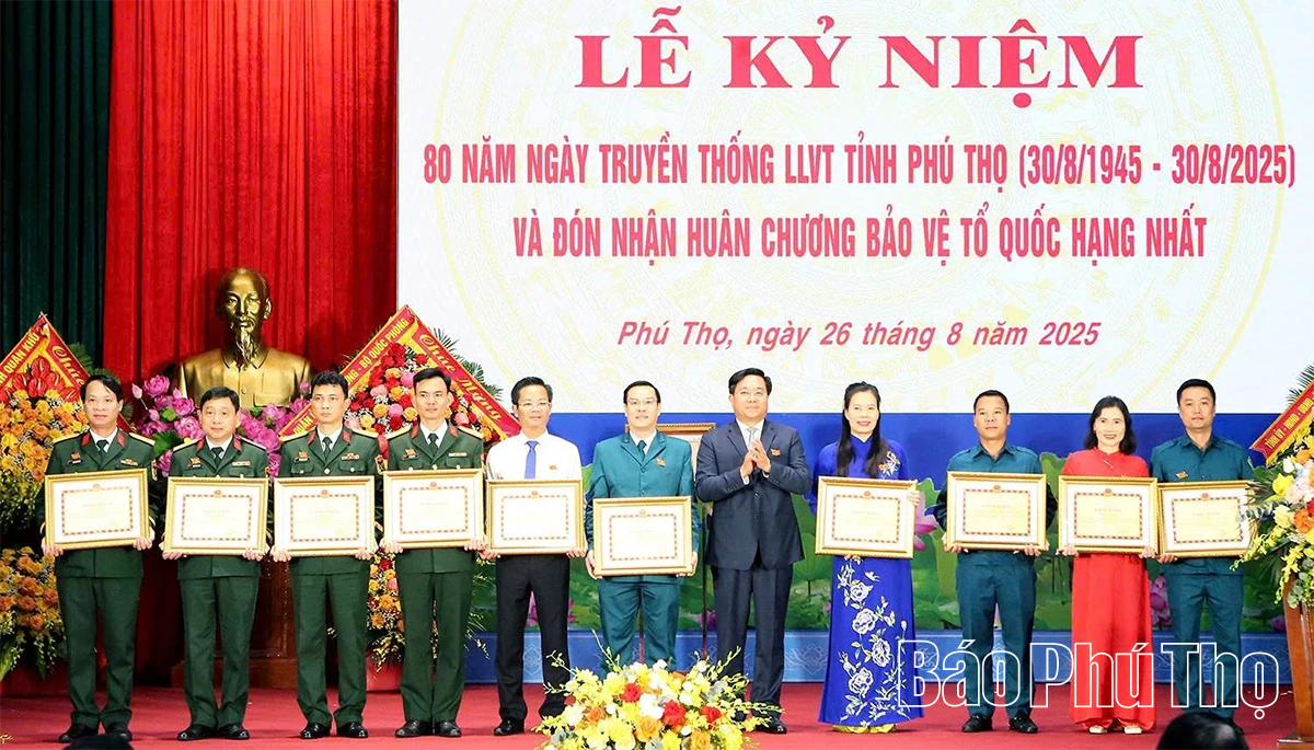 Kỷ niệm 80 năm ngày Truyền thống Lực lượng vũ trang tỉnh Phú Thọ (30/8/1945 - 30/8/2025) và đón nhận Huân chương bảo vệ Tổ quốc hạng Nhất