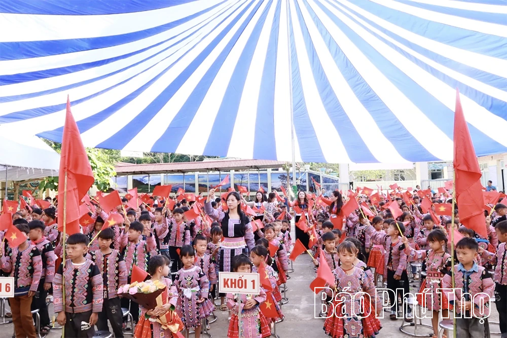 Kỳ 3: Thắp sáng giáo dục vùng khó