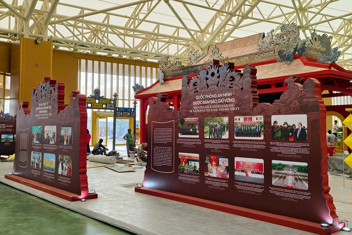 Triển lãm thành tựu đất nước trước “giờ G”