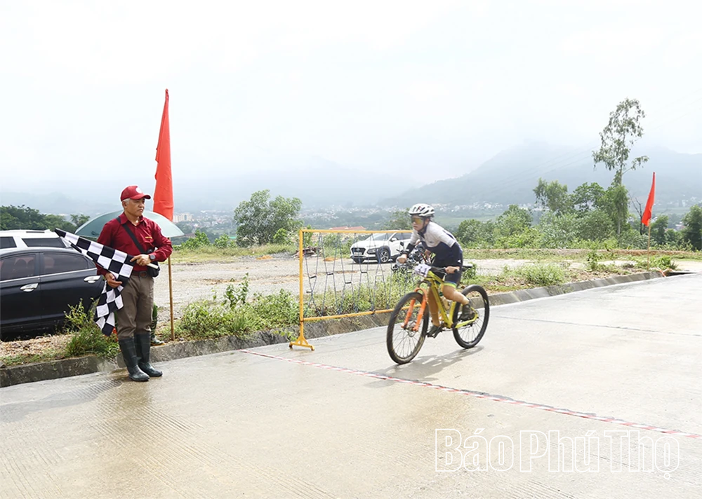 Đoàn Phú Thọ tiếp tục giành 3 Huy chương Bạc, 1 Huy chương đồng