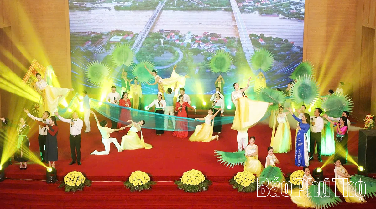 Lễ Kỷ niệm 80 năm ngày truyền thống các cơ quan chính quyền