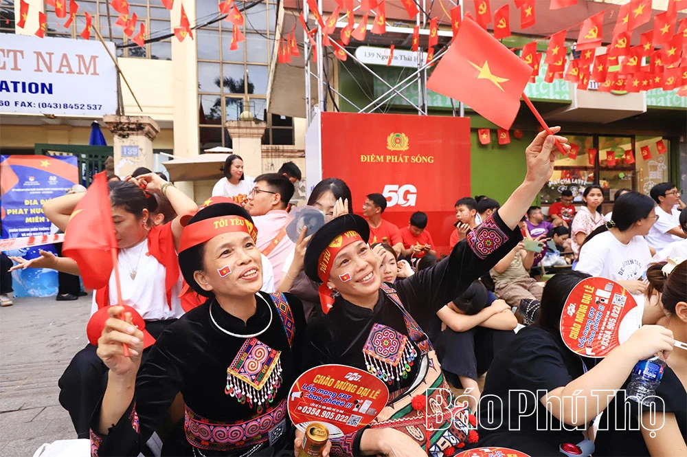 Người dân cả nước háo hức chờ đợi buổi tổng duyệt diễu binh, diễu hành A80