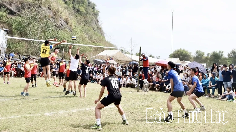 Mường Vó lưu giữ phong tục ăn Tết Độc lập