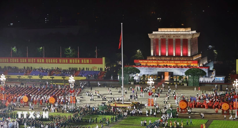 80 năm Quốc khánh: Còn gì đẹp hơn!