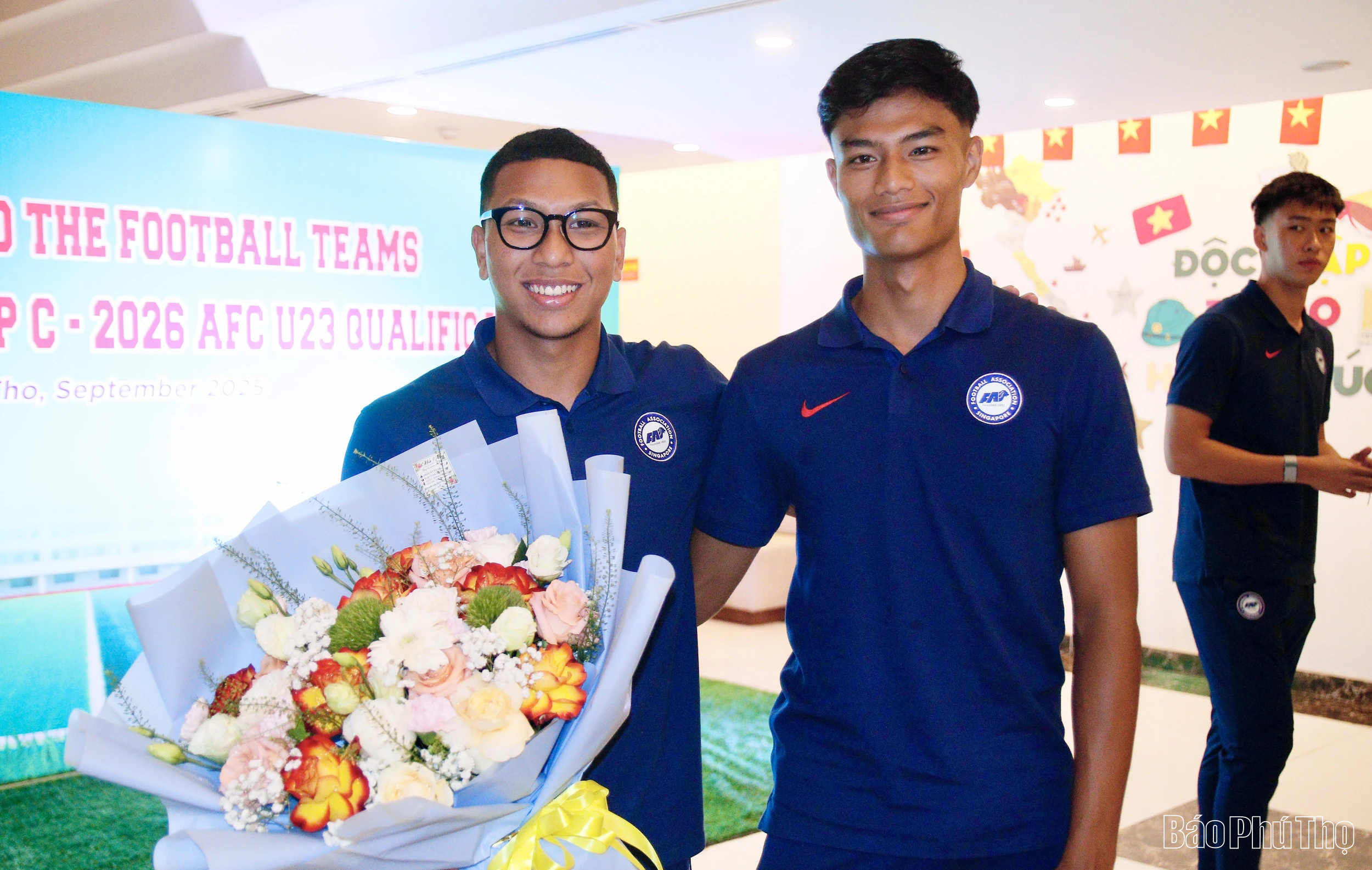Đội tuyển U23 Singapore đến Phú Thọ sẵn sàng cho Vòng loại U23 châu Á 2026
