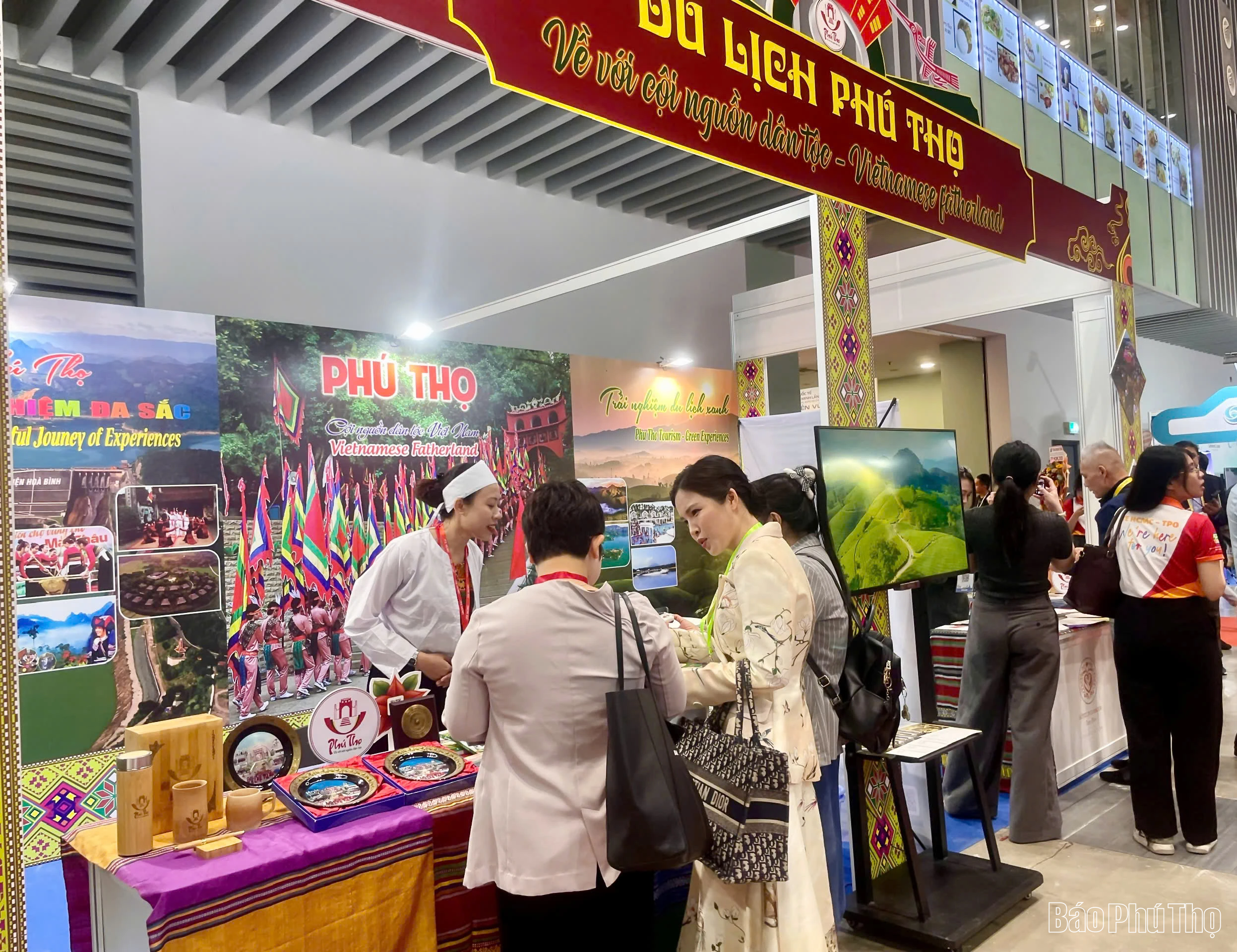 Phú Thọ tham gia quảng bá du lịch tại Hội chợ Du lịch quốc tế ITE thành phố Hồ Chí Minh