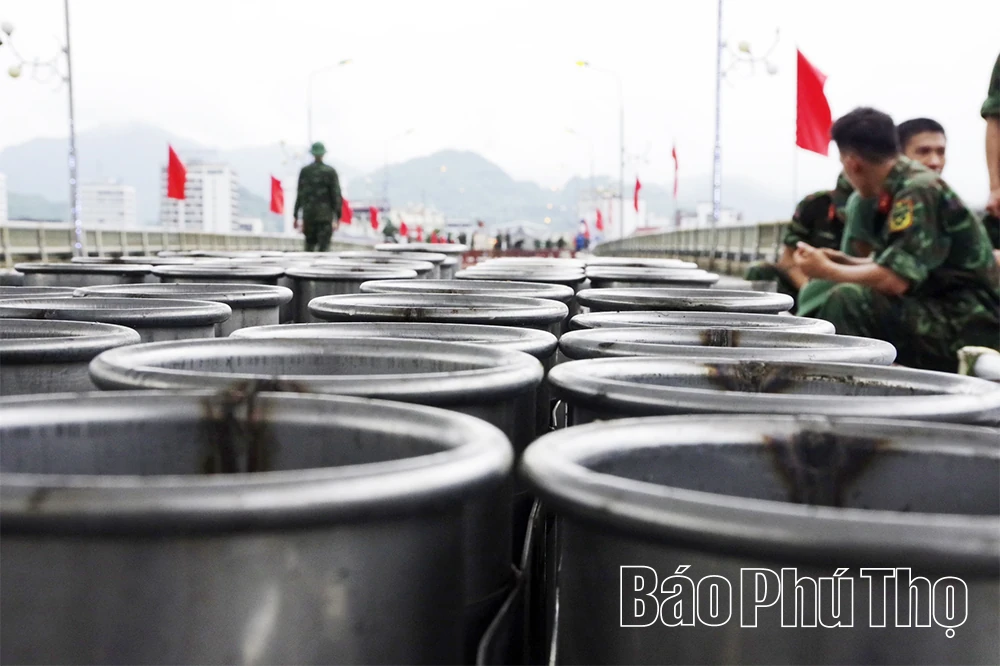 Cầu Hòa Bình sẵn sàng cho màn pháo hoa lịch sử chào mừng 80 năm Quốc khánh