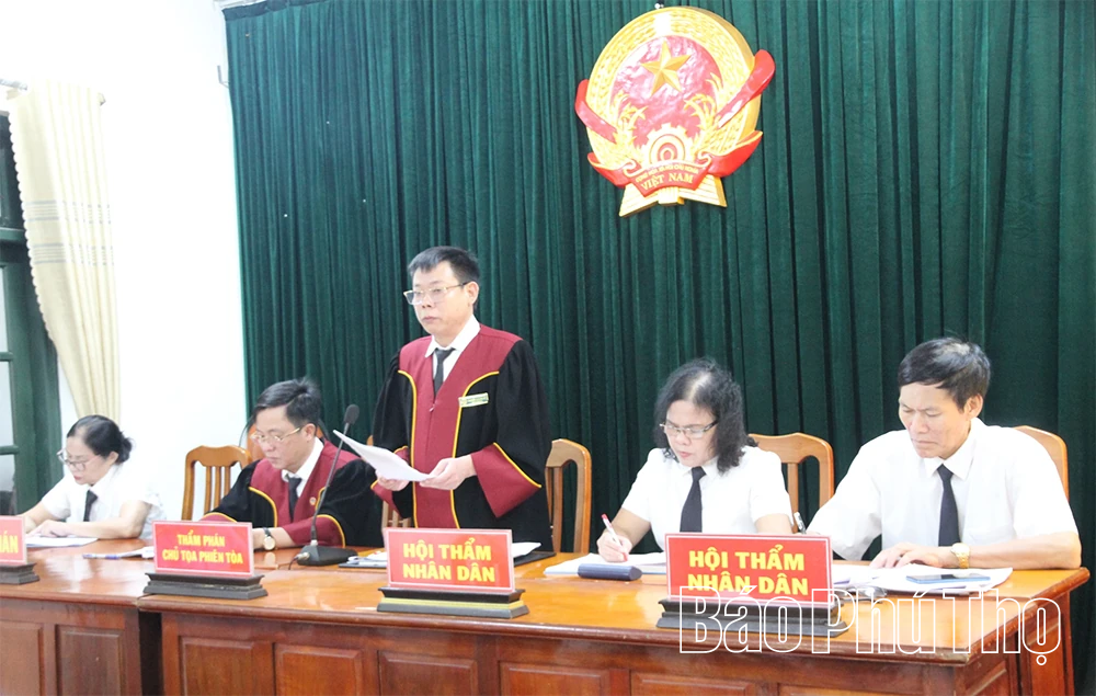 Tuyên 1 án tử hình, 6 chung thân đối với các bị cáo mua bán, tàng trữ trái phép hơn 29 bánh heroin