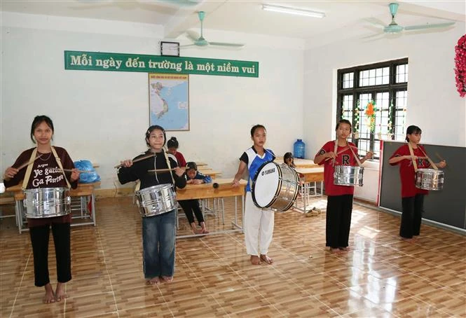 Gần 1,7 triệu thầy cô giáo và 30 triệu học sinh, sinh viên tham dự lễ khai giảng đặc biệt 