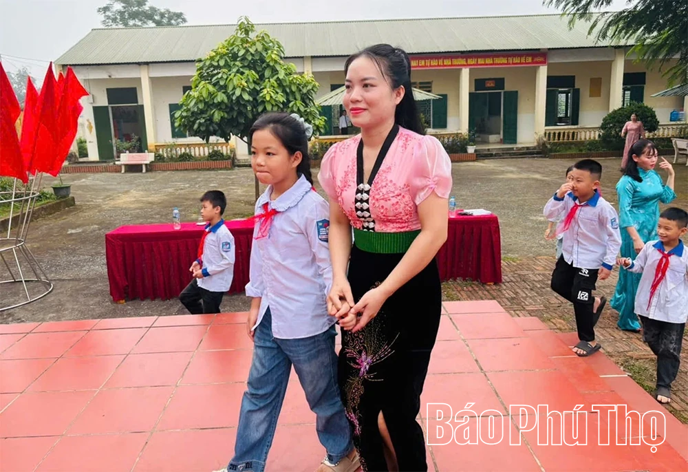 Tưng bừng ngày khai trường