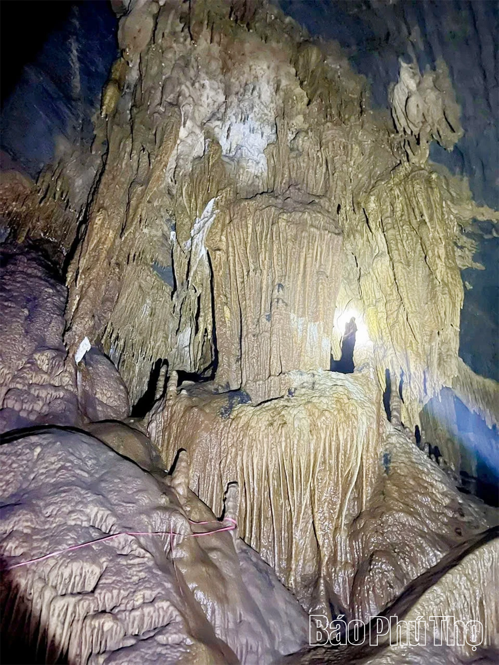 Động Tớn Nam Sơn - “Nàng công chúa ngủ trong rừng” của vùng cao Vân Sơn