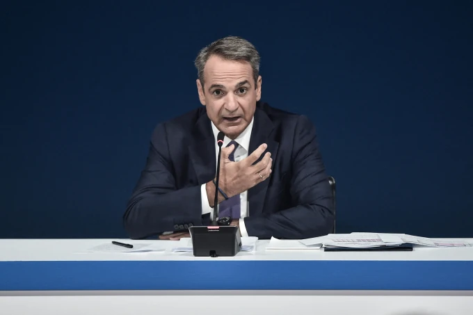 Dân không chịu đẻ, Hy Lạp tung gói khuyến sinh 1,8 tỷ USD