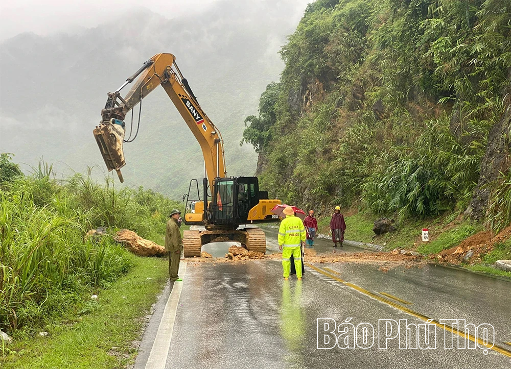 Chủ động ứng phó với mưa lớn, lũ, ngập lụt, lũ quét và sạt lở đất trên địa bàn tỉnh