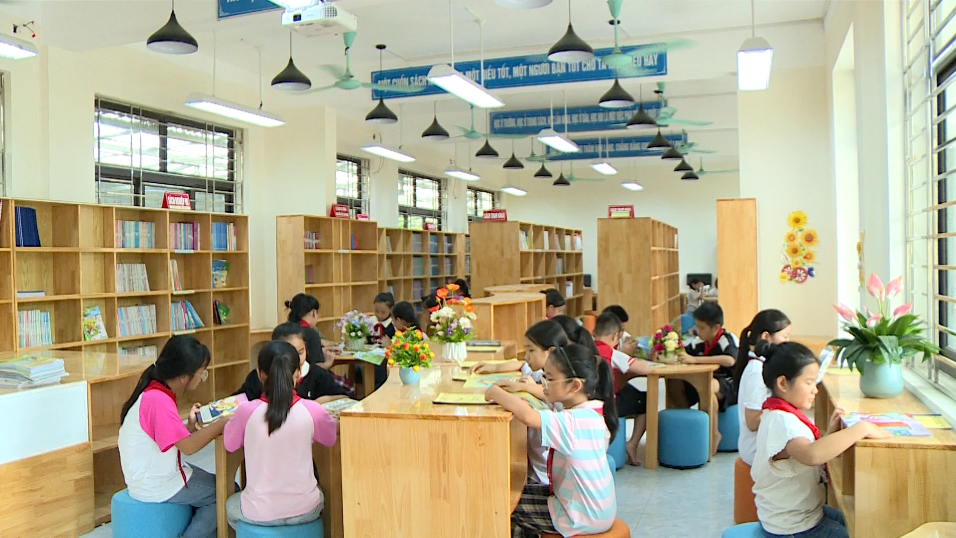 Kho tàng tri thức mở cửa: Khi trường học vun đắp văn hóa đọc