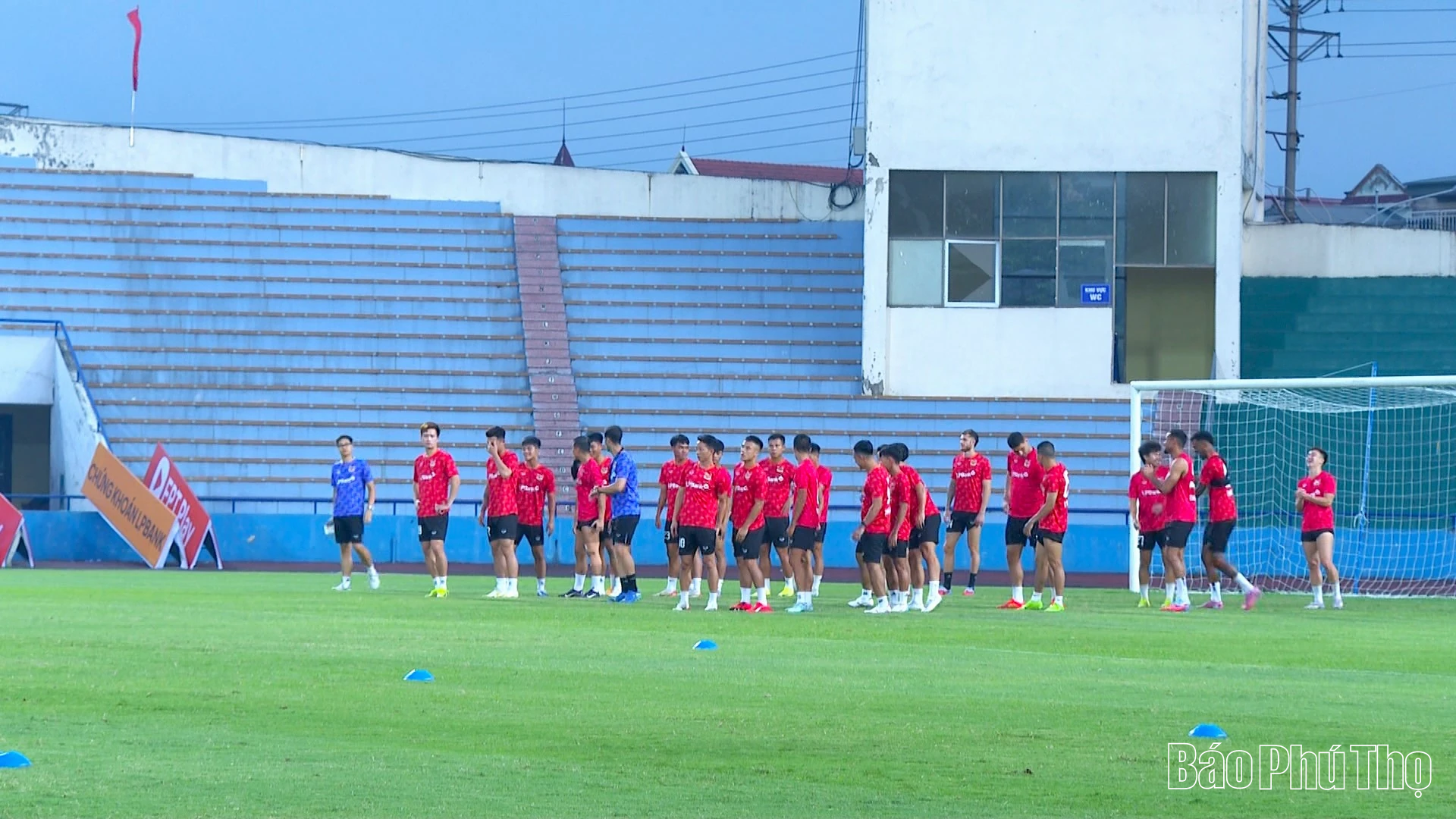 Ninh Bình FC- Thử thách lớn trong ngày ra quân của CLB Xuân Thiện Phú Thọ