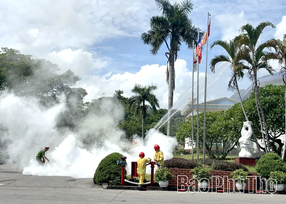 Diễn tập phương án phòng cháy chữa cháy và cứu nạn cứu hộ