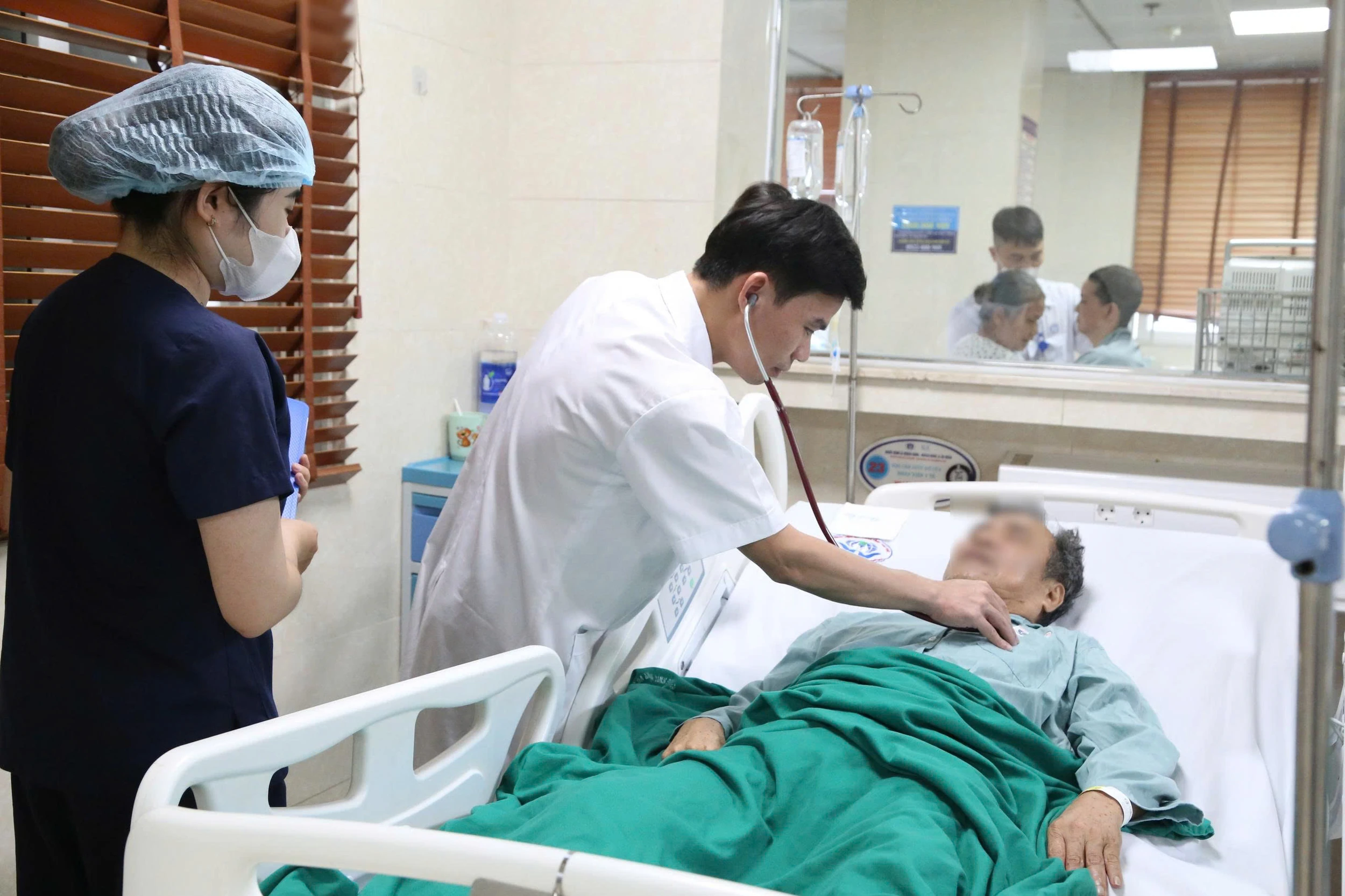 Kịp thời cấp cứu nguời bệnh trong giờ vàng