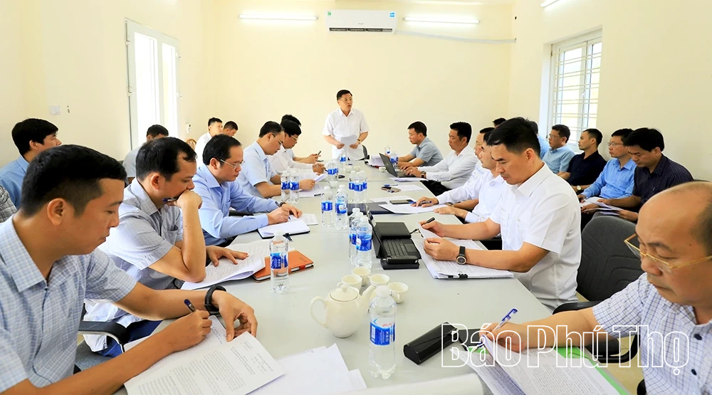 Phó Chủ tịch UBND tỉnh Đinh Công Sứ kiểm tra 2 dự án do Bộ NN&MT đầu tư trên địa bàn tỉnh