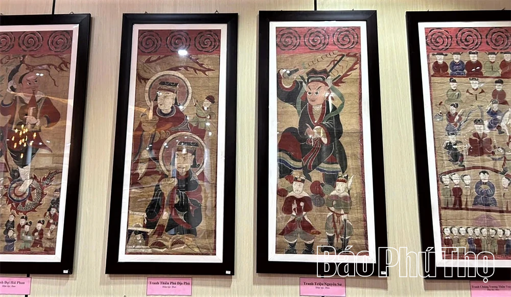 Giữ gìn và lan tỏa giá trị tranh thờ độc bản