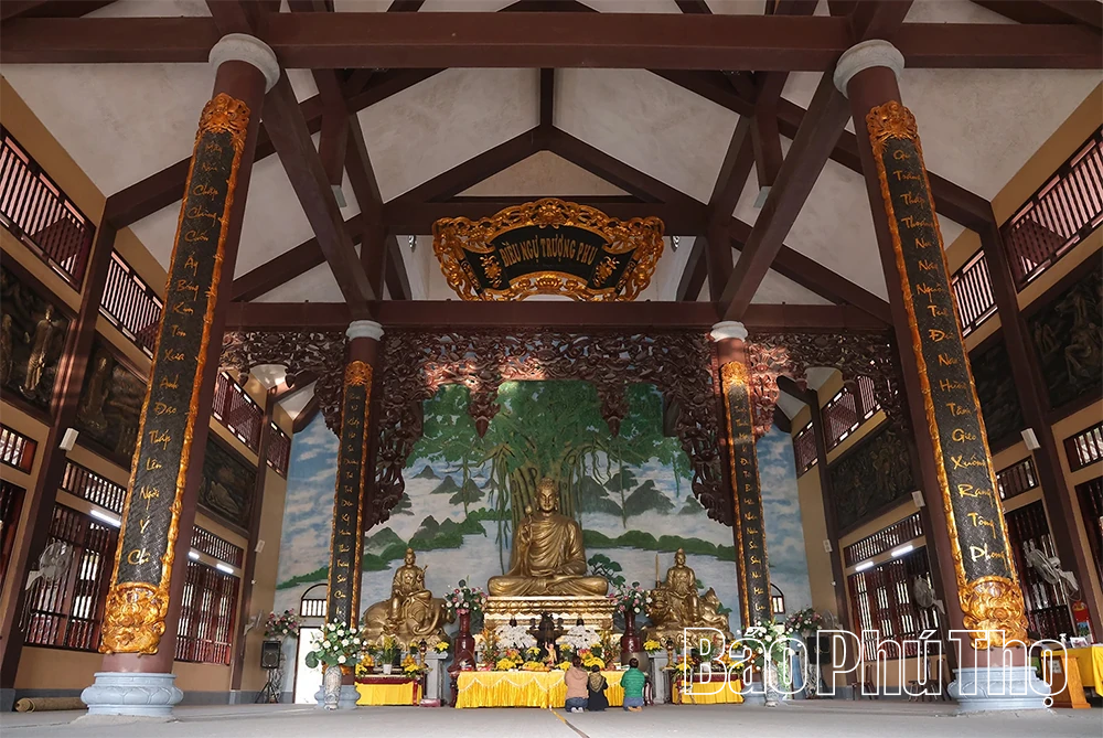 Vãn cảnh Thiền viện Trúc Lâm Tuệ Đức