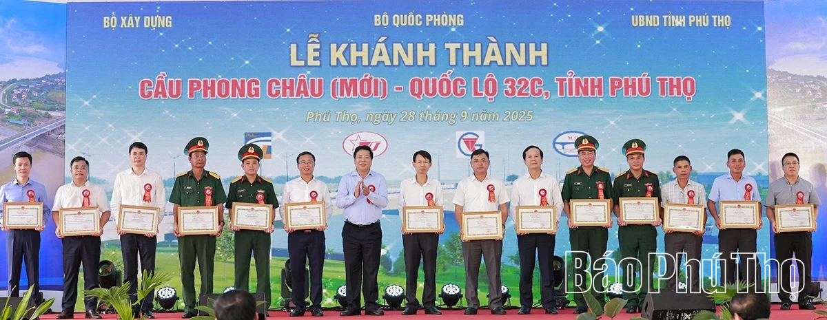 Khánh thành cầu Phong Châu, quốc lộ 32C, tỉnh Phú Thọ