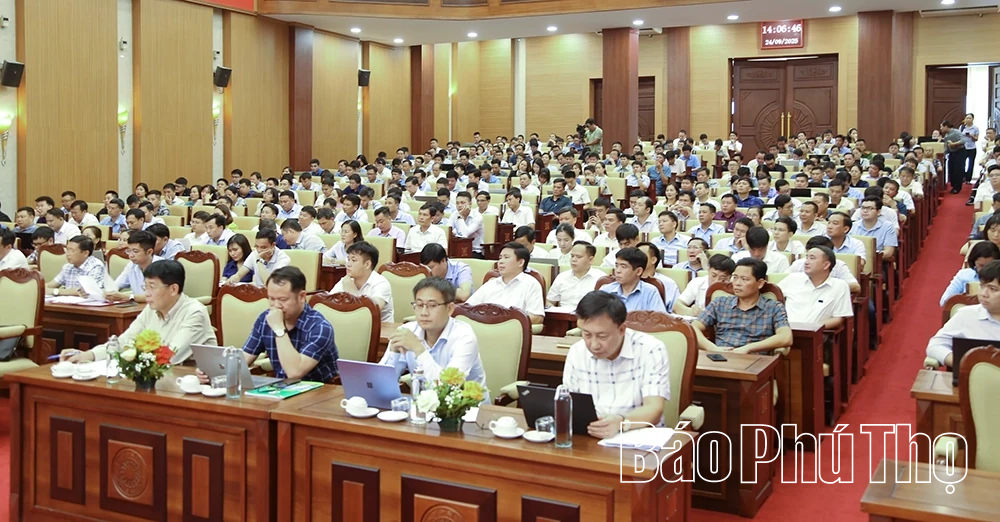 Tập huấn triển khai thực hiện chiến dịch làm giàu, làm sạch cơ sở dữ liệu quốc gia về đất đai