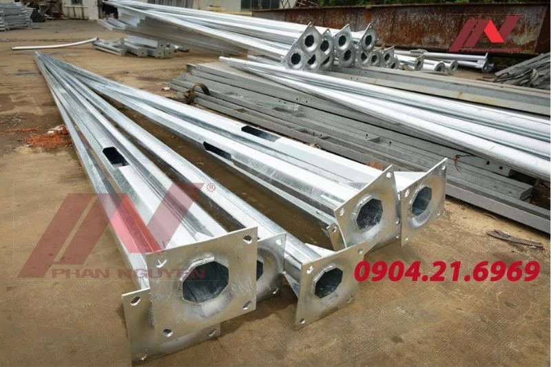 Cột đèn cao áp Phan Nguyễn - Cột đèn mạ kẽm bền vững theo thời gian