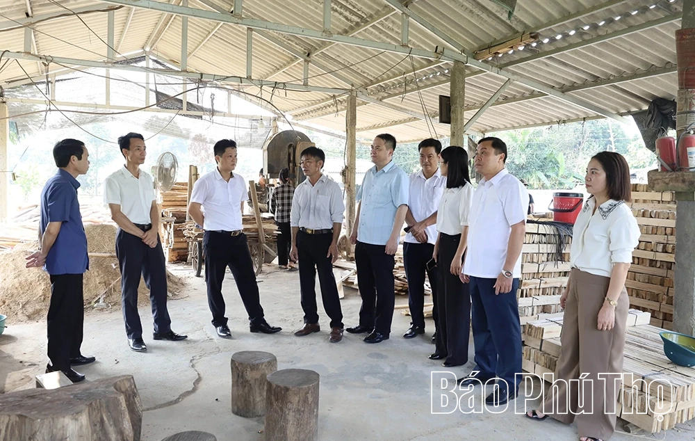 Đưa nghị quyết vào cuộc sống ở xã vùng cao Xuân Viên