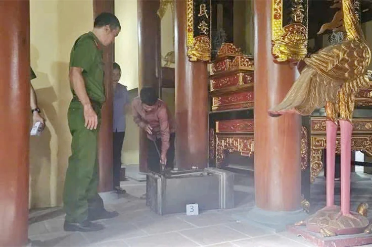 Công an xã Nguyệt Đức bắt giữ đối tượng trộm cắp tài sản tại đền, miếu