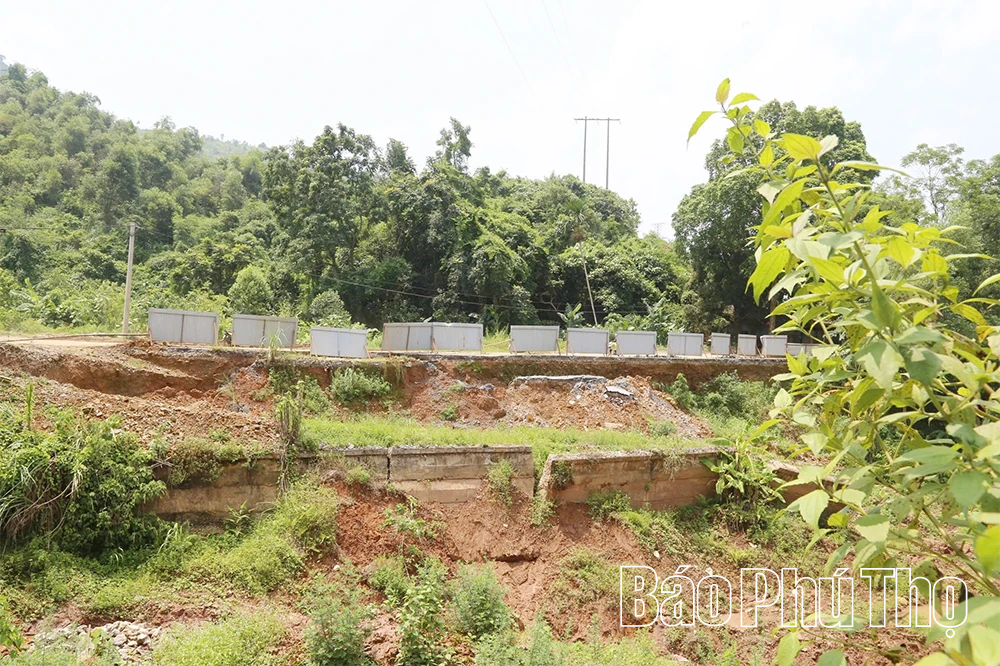 “Con đường đau khổ” ven sông Đà