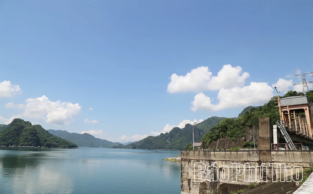 Khám phá công trình thế kỷ Thủy điện Hoà Bình