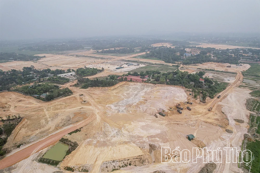 Đẩy nhanh tiến độ xây dựng hạ tầng khu công nghiệp tại Phú Thọ