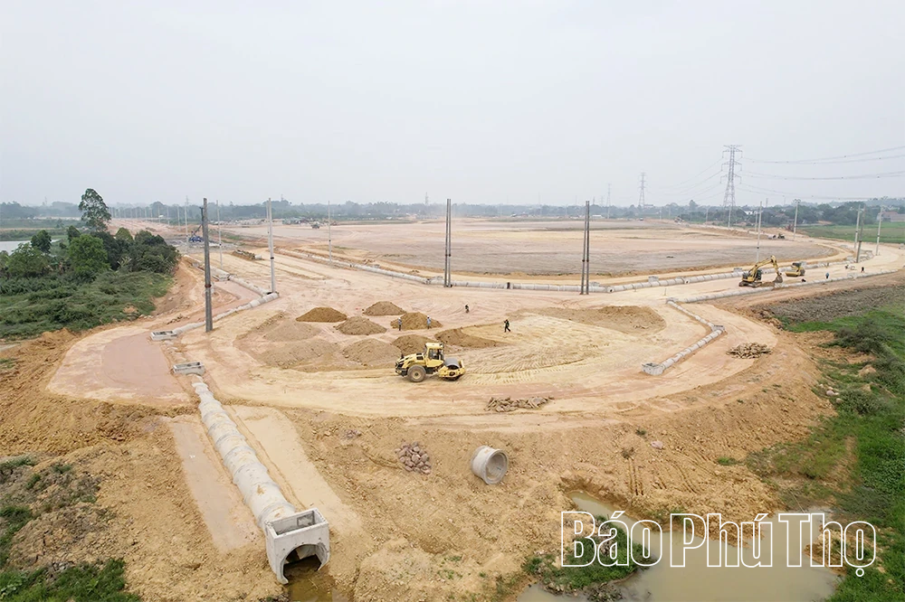 Đẩy nhanh tiến độ xây dựng hạ tầng khu công nghiệp tại Phú Thọ