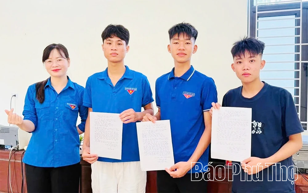 Sức trẻ trong những lá đơn tình nguyện