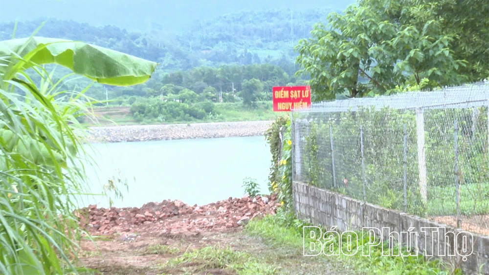 Xã Tu Vũ khẩn trương khắc phục sạt lở