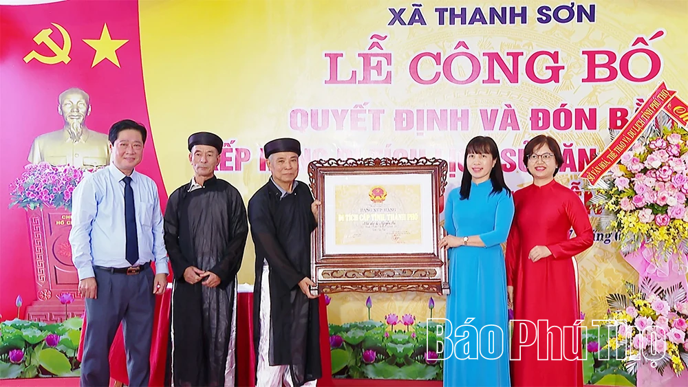 Đón Bằng công nhận DTLS - văn hoá cấp tỉnh Nhà thờ họ Nguyễn Bá