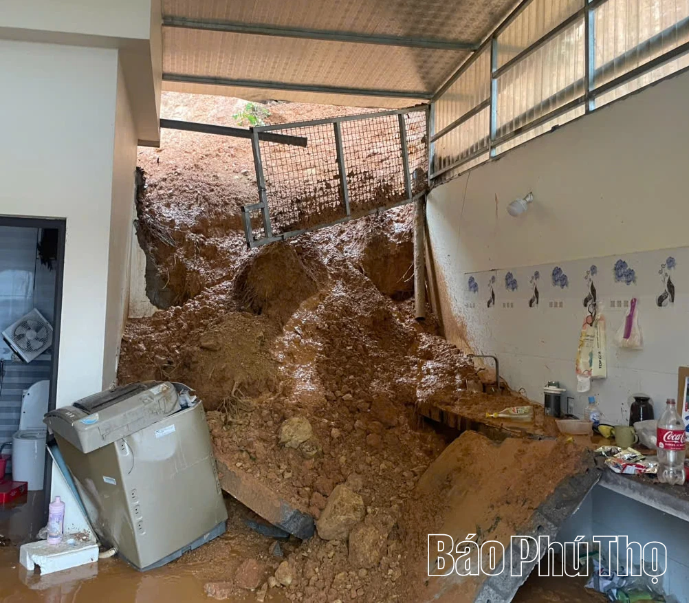 Rốn lũ Lạc Thuỷ: Cán bộ trách nhiệm, người dân bình yên