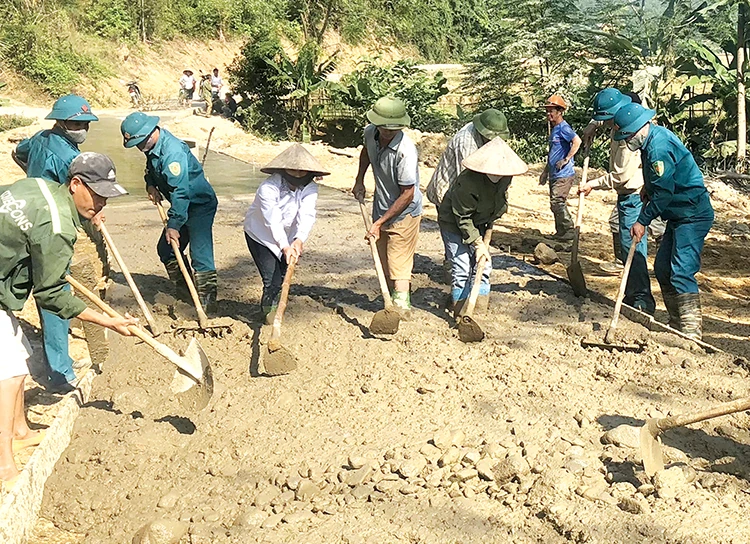 Mặt trận Tổ quốc tuyên truyền, vận động, tập hợp Nhân dân tham gia xây dựng Đảng, chính quyền